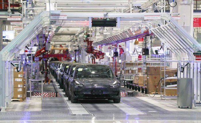 Tesla’nın 5 Milyonuncu Aracı Şanghay’daki Üretim Hattından Çıktı!